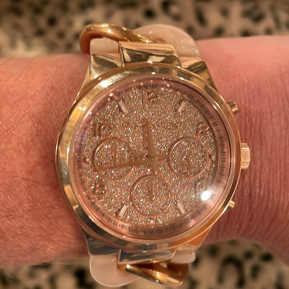 Gorgeous Michael Kors Rose Gold Bracelet Style Watch with Large Crystal Face